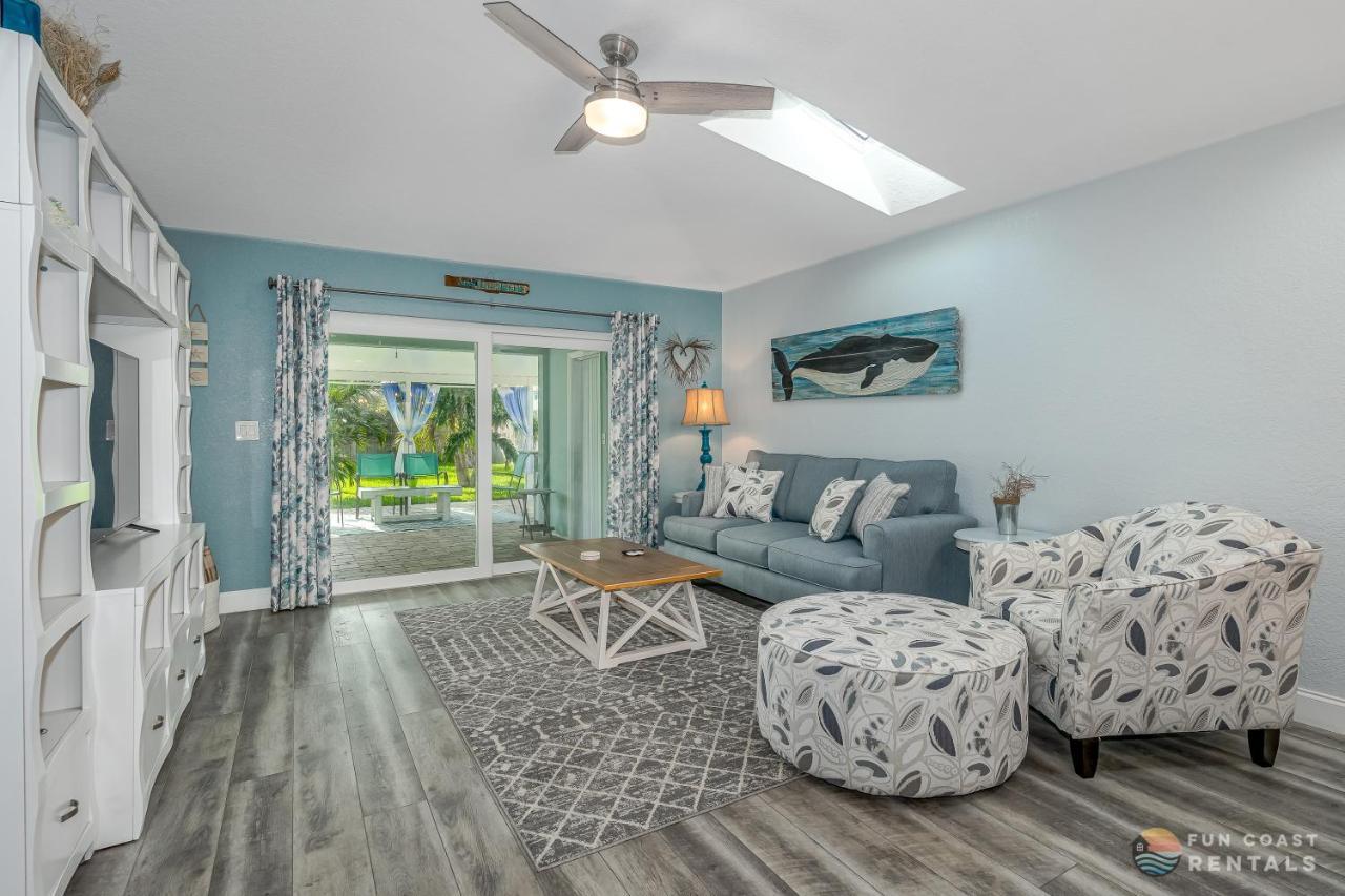 Dog Friendly Home Wprivate Fenced Yard, Garage & Fire Pit Steps To The Beach! ニュー・スマーナ・ビーチ エクステリア 写真
